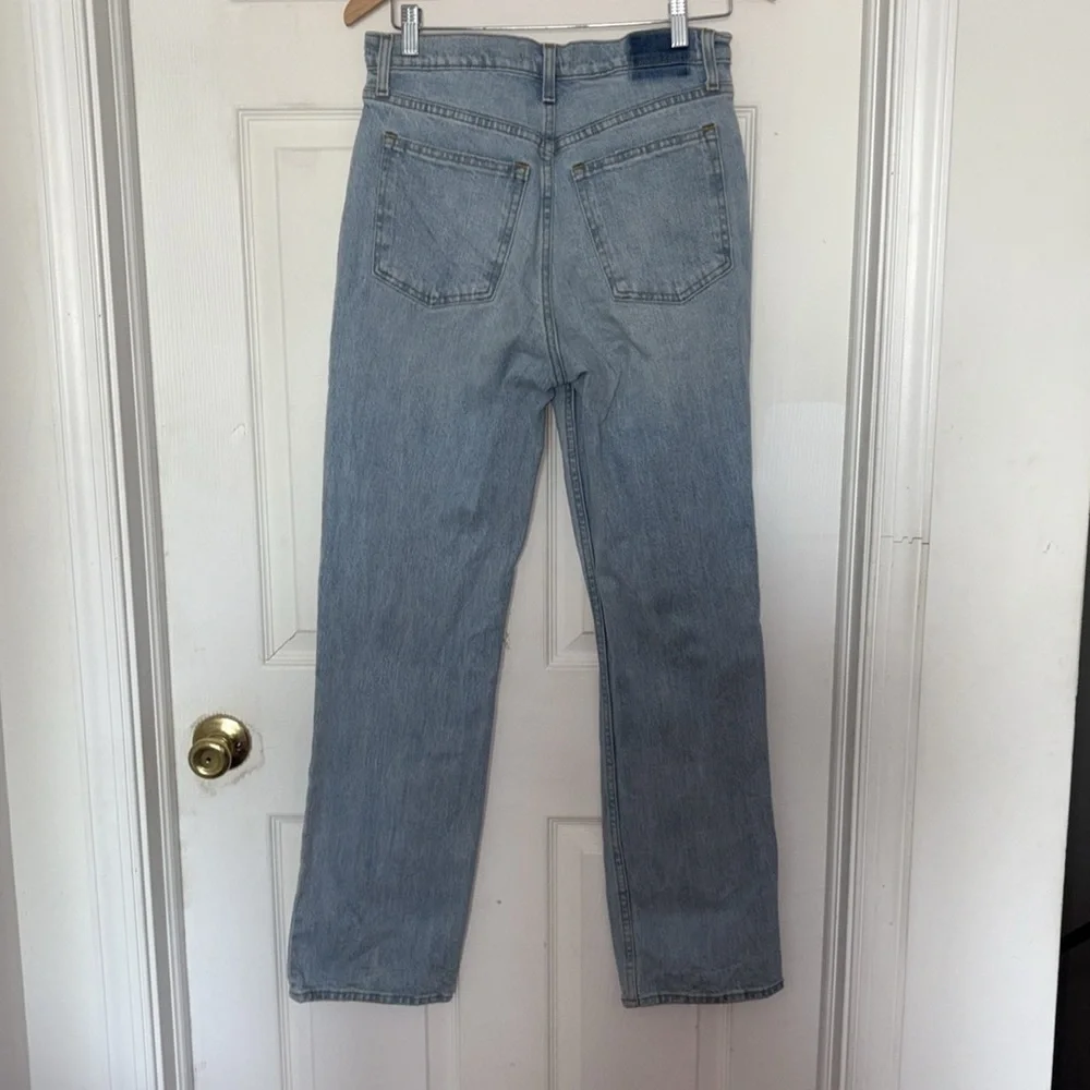 Abercrombie & Fitch 90’s Straight Ultra High Rise Jeans Blue Size 6